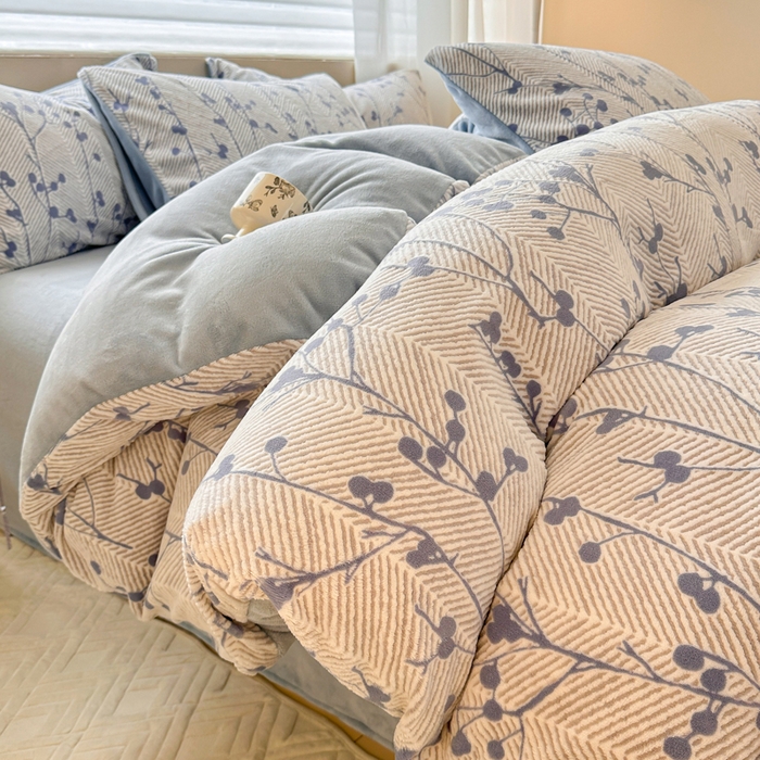 91家纺网 家纺一手货源 找家纺 眠博士 2025新款立体雕花牛奶绒加厚保暖四件套 立体雕花-米洛兰