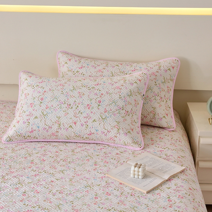 91家纺网 家纺一手货源 找家纺 羽爱家纺 2025新款A类双面印花全棉水洗床盖套件-三件套 花蔓梦境-