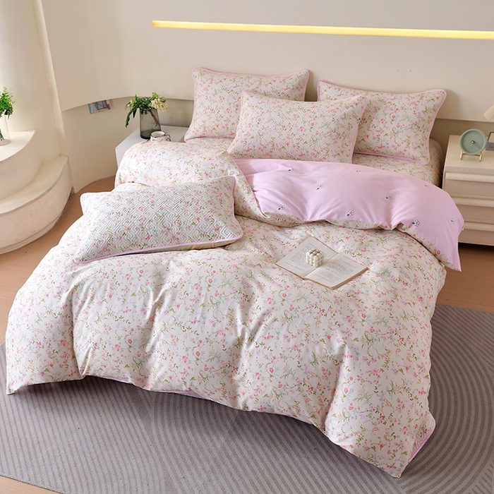 91家纺网 家纺一手货源 找家纺 羽爱家纺 2025新款A类双面印花全棉水洗床盖套件-三件套 花蔓梦境-