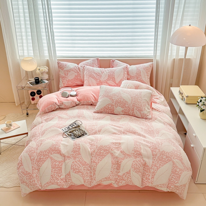 91家纺网 家纺一手货源 找家纺 眠博士 2025新款立体雕花牛奶绒加厚保暖四件套 立体雕花-千叶粉