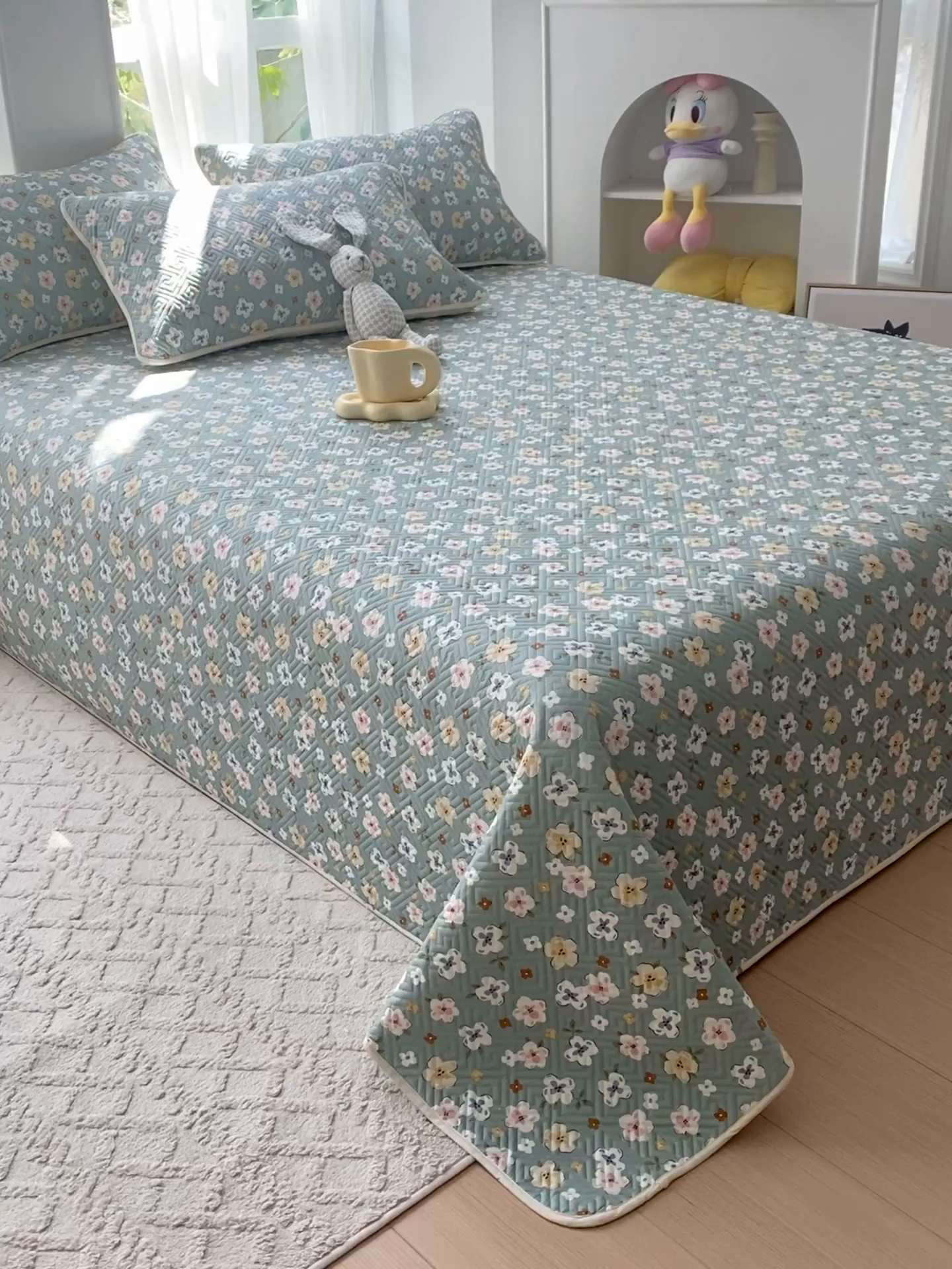 91家纺网 家纺一手货源 找家纺 羽爱家纺 2025新款A类双面印花全棉水洗床盖套件-三件套 花漫庭-