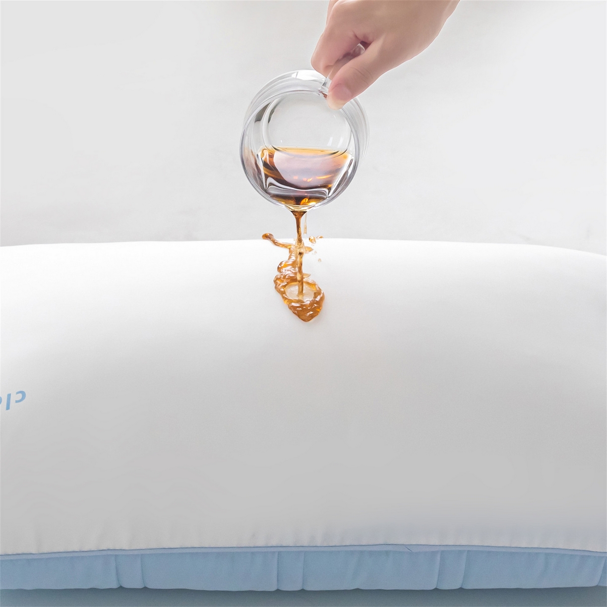 91家纺网 家纺一手货源 找家纺 麦肯锡 2025新款三防双色枕枕头枕芯 单边枕