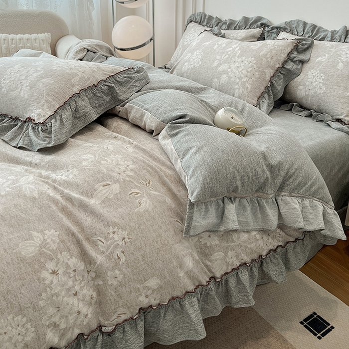 91家纺网 家纺一手货源 找家纺 逸林家纺《原希尔顿逸林》 2025秋冬新品加厚高克重亚麻复古原麻皱皱纱印花四件套法式花边 海棠花溪