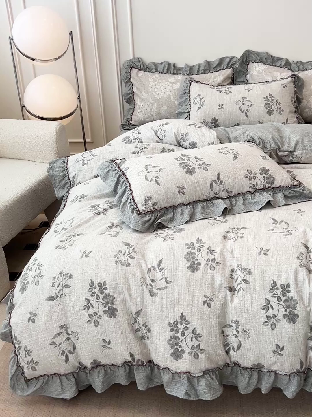 91家纺网 家纺一手货源 找家纺 逸林家纺《原希尔顿逸林》 2025秋冬新品加厚高克重亚麻复古原麻皱皱纱印花四件套法式花边 莱茵河畔