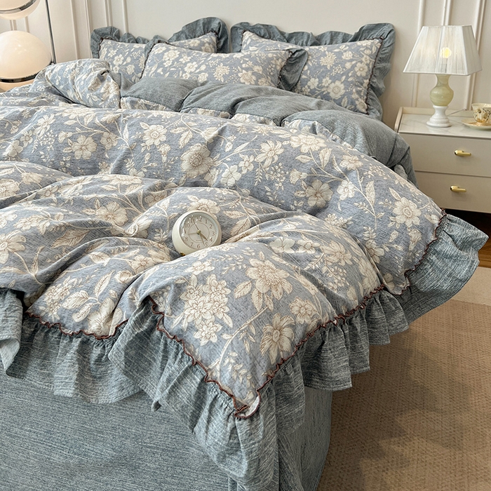 91家纺网 家纺一手货源 找家纺 逸林家纺《原希尔顿逸林》 2025秋冬新品加厚高克重亚麻复古原麻皱皱纱印花四件套法式花边 满园花开