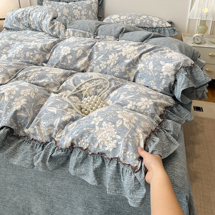 91家纺网 家纺一手货源 找家纺 逸林家纺《原希尔顿逸林》 2025秋冬新品加厚高克重亚麻复古原麻皱皱纱印花四件套法式花边 满园花开