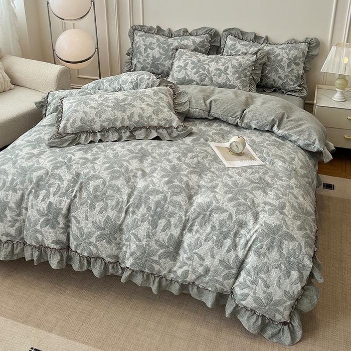 91家纺网 家纺一手货源 找家纺 逸林家纺《原希尔顿逸林》 2025秋冬新品加厚高克重亚麻复古原麻皱皱纱印花四件套法式花边 叶之舞