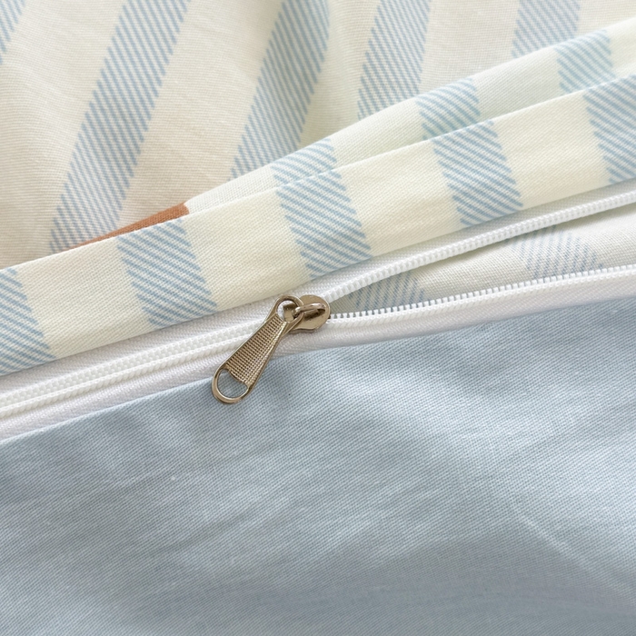 91家纺网 家纺一手货源 找家纺 曼之夏 2025新款全棉纯棉40支学生季卡通印花四件套 椰蓝小腊肠