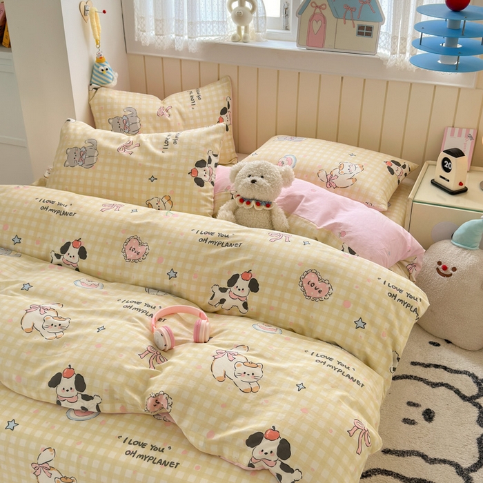 91家纺网 家纺一手货源 找家纺 曼之夏 2025新款全棉纯棉40支学生季卡通印花四件套 格子猫