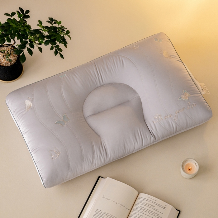 91家纺网 家纺一手货源 找家纺 （总）鼎晟纺 2025新款新品蚕丝蛋白护颈枕成人枕芯学生枕头