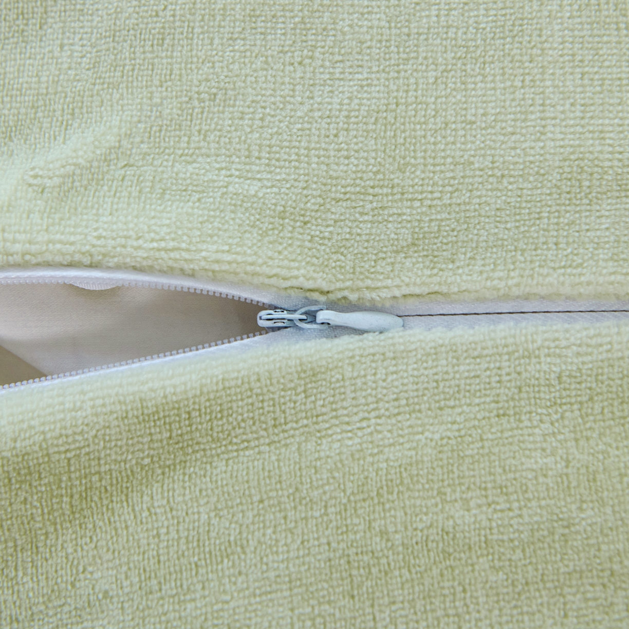 91家纺网 家纺一手货源 找家纺 尚品凤凰2025新款高克重印花牛奶绒四件套-工艺款 水果樱桃-绿