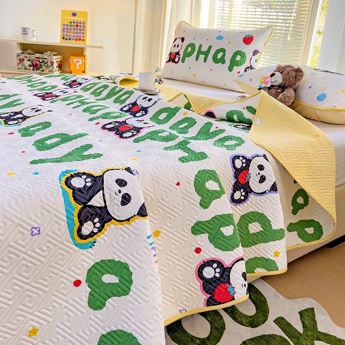 91家纺网 家纺一手货源 找家纺 羽爱家纺 2025新款A类双面印花全棉水洗床盖套件-三件套 欢乐熊猫-