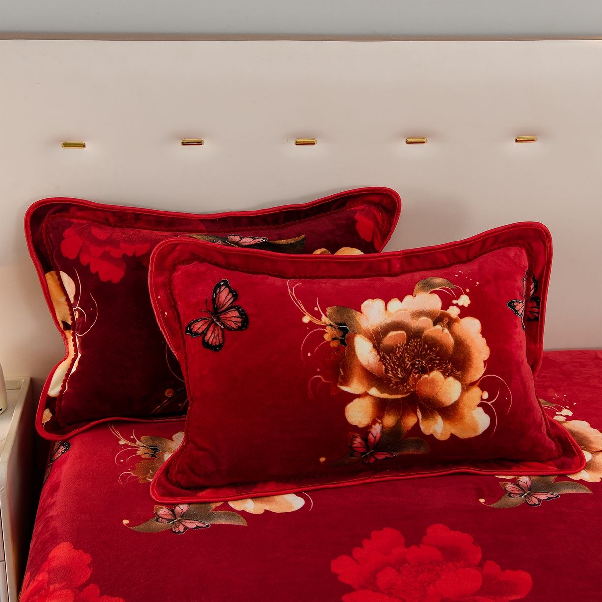 91家纺网 家纺一手货源 找家纺 贝诗梦 2025新款牛奶绒金貂绒法莱绒单被套 花香