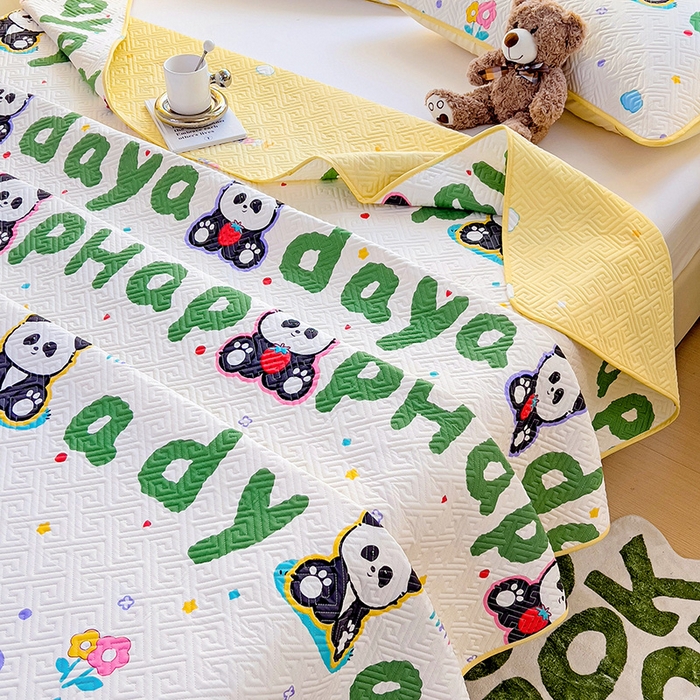 91家纺网 家纺一手货源 找家纺 羽爱家纺 2025新款A类双面印花全棉水洗床盖套件-三件套 欢乐熊猫-