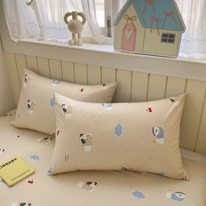 91家纺网 家纺一手货源 找家纺 曼之夏 2025新款全棉纯棉40支学生季卡通印花四件套 可可汪