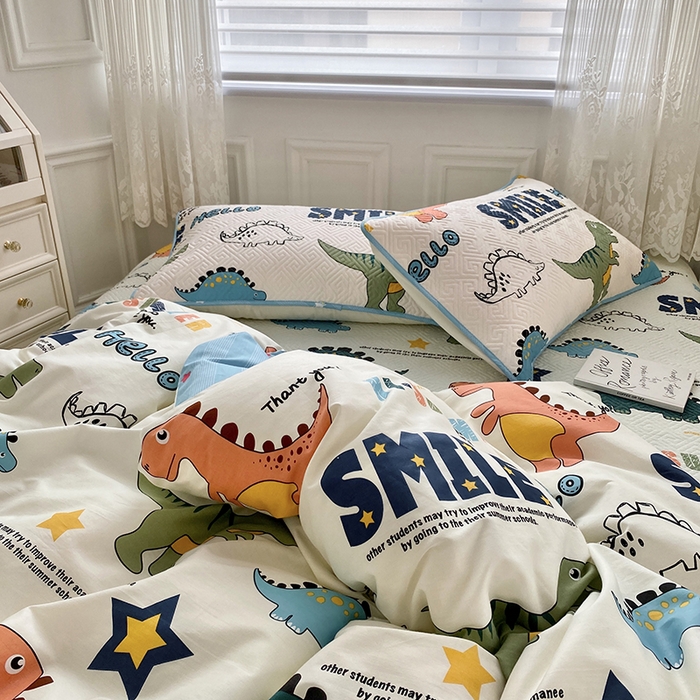91家纺网 家纺一手货源 找家纺 羽爱家纺 2025新款A类双面印花全棉水洗床盖套件-三件套 恐龙漫画-