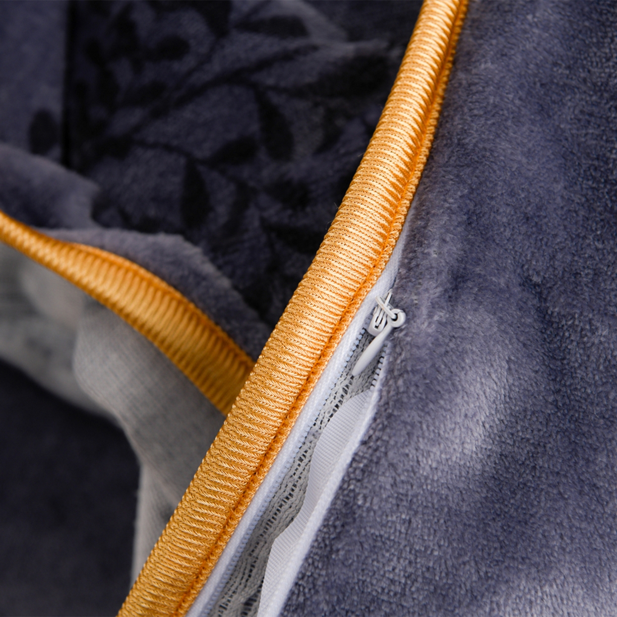 91家纺网 家纺一手货源 找家纺 贝诗梦 2025新款牛奶绒金貂绒法莱绒单被套 盛宴花开