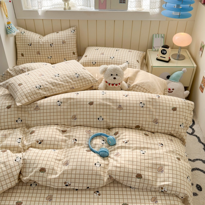 91家纺网 家纺一手货源 找家纺 曼之夏 2025新款全棉纯棉40支学生季卡通印花四件套 曲奇小狗