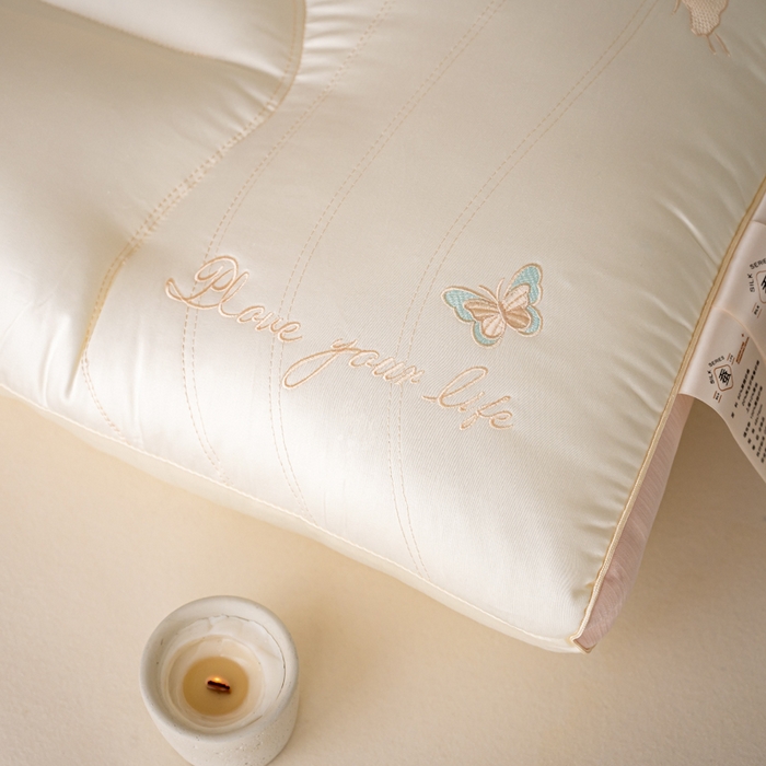 91家纺网 家纺一手货源 找家纺 鼎晟纺 2025新款新品蚕丝蛋白护颈枕成人枕芯学生枕头 蚕丝蛋白-珍珠白