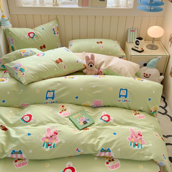 91家纺网 家纺一手货源 找家纺 曼之夏 2025新款全棉纯棉40支学生季卡通印花四件套 趣味熊