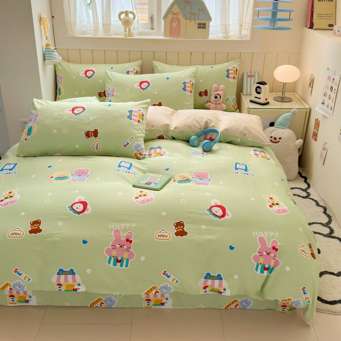 91家纺网 家纺一手货源 找家纺 曼之夏 2025新款全棉纯棉40支学生季卡通印花四件套 趣味熊