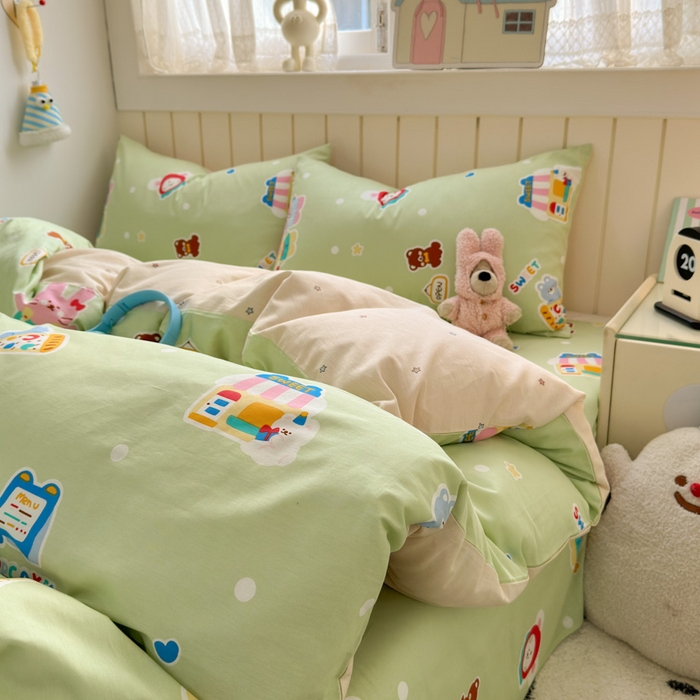 91家纺网 家纺一手货源 找家纺 曼之夏 2025新款全棉纯棉40支学生季卡通印花四件套 趣味熊