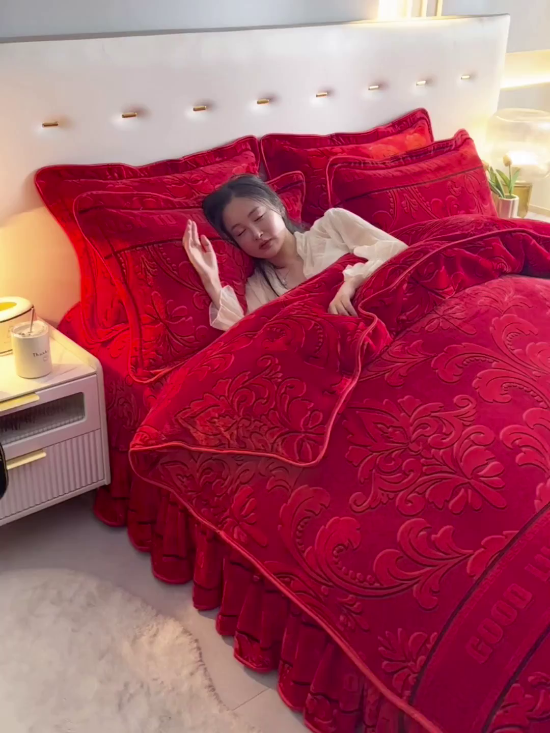 91家纺网 家纺一手货源 找家纺 贝诗梦 2025新款牛奶绒金貂绒法莱绒单被套 甜蜜佳缘