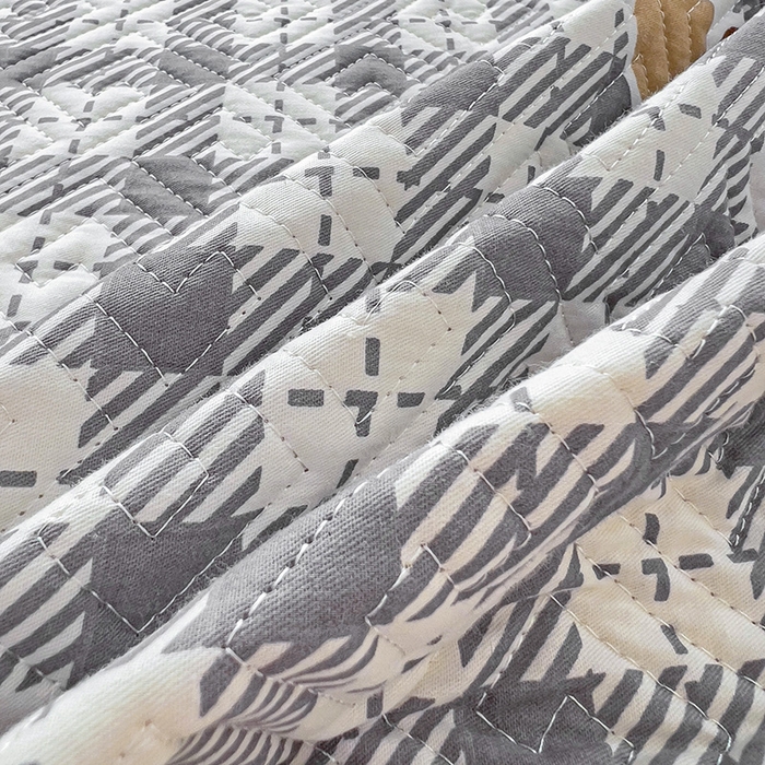 91家纺网 家纺一手货源 找家纺 羽爱家纺 2025新款A类双面印花全棉水洗床盖套件-三件套 恋格-