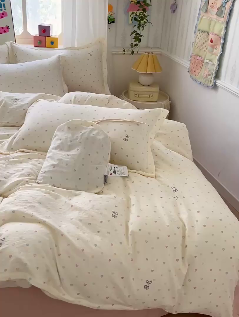 91家纺网 家纺一手货源 找家纺 梦莱斯 2025新款韩国小布袋古法云感棉四件套 彩色爱心