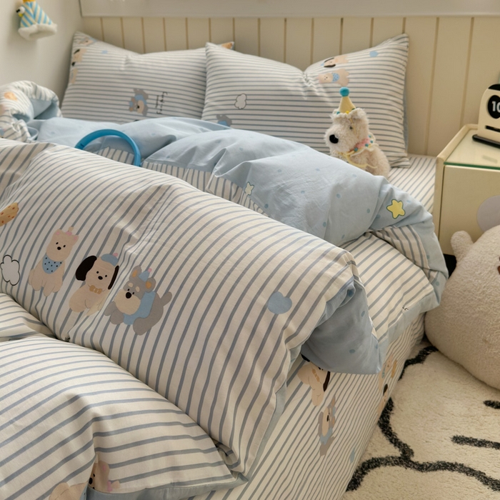 91家纺网 家纺一手货源 找家纺 曼之夏 2025新款全棉纯棉40支学生季卡通印花四件套 小狗日记