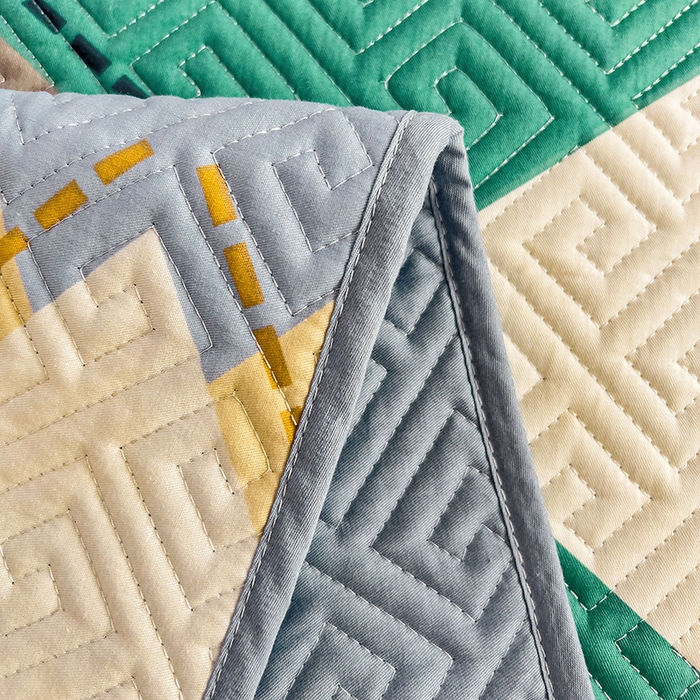 91家纺网 家纺一手货源 找家纺 羽爱家纺 2025新款A类双面印花全棉水洗床盖套件-三件套 菱形恐龙-