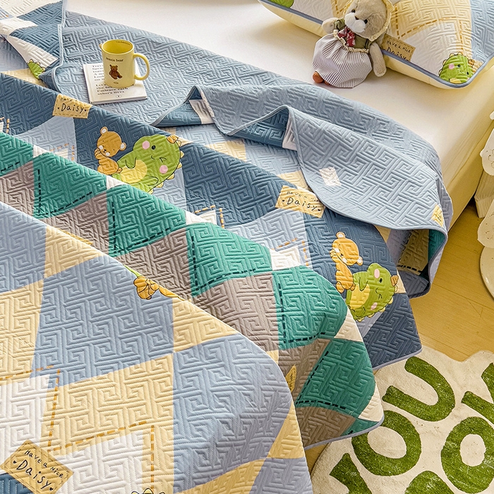 91家纺网 家纺一手货源 找家纺 羽爱家纺 2025新款A类双面印花全棉水洗床盖套件-三件套 菱形恐龙-