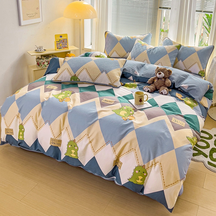 91家纺网 家纺一手货源 找家纺 羽爱家纺 2025新款A类双面印花全棉水洗床盖套件-三件套 菱形恐龙-