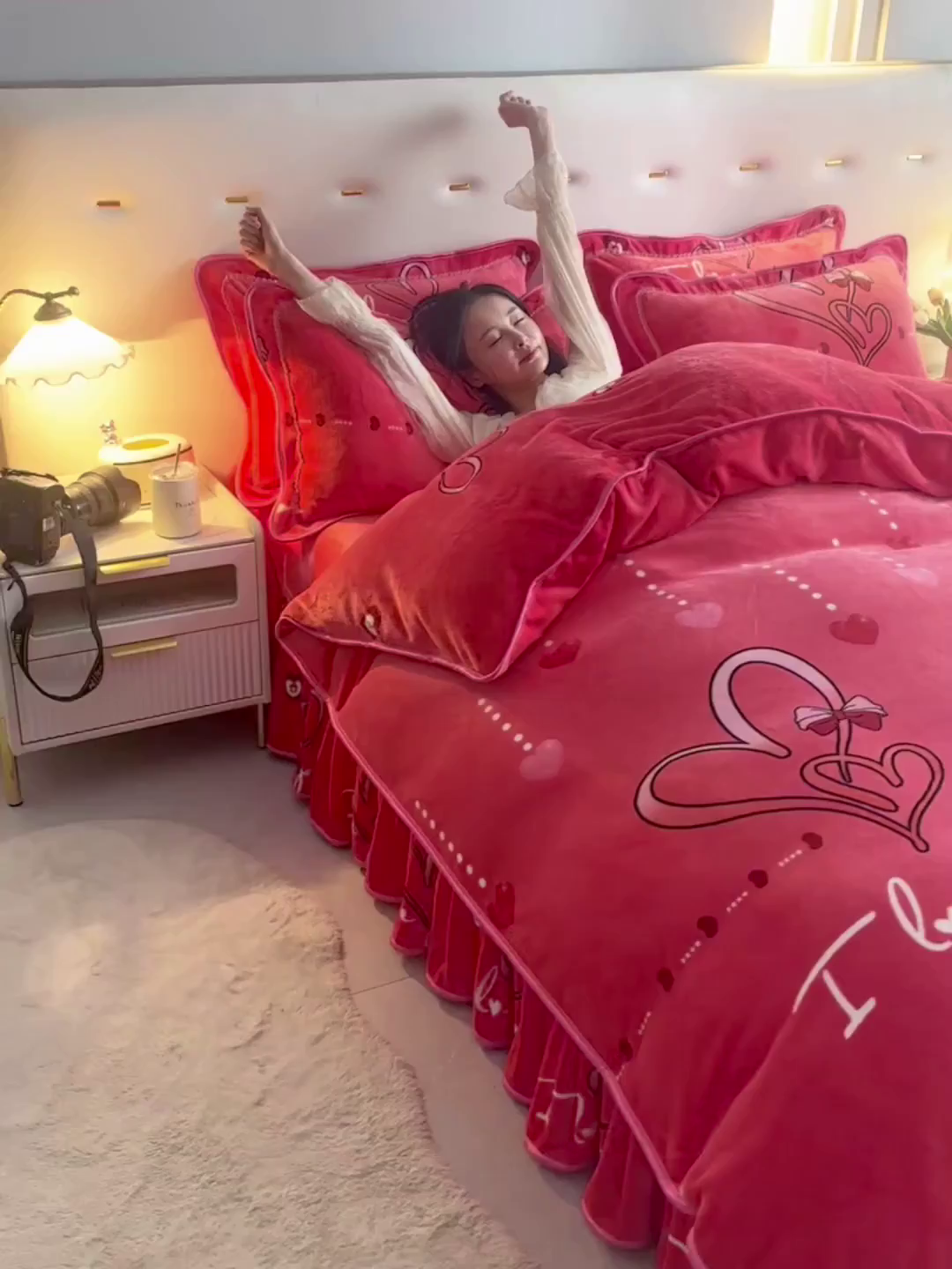 91家纺网 家纺一手货源 找家纺 贝诗梦 2025新款牛奶绒金貂绒法莱绒单被套 一生所爱