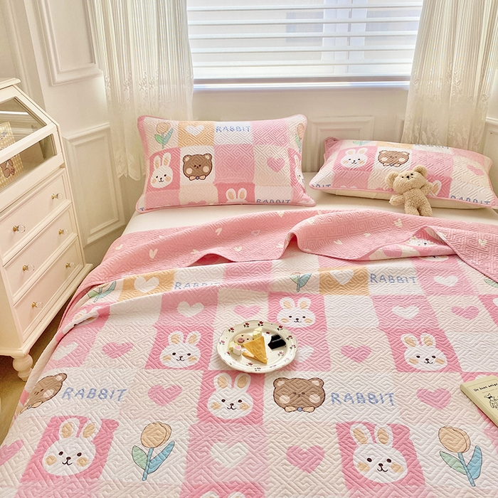 91家纺网 家纺一手货源 找家纺 羽爱家纺 2025新款A类双面印花全棉水洗床盖套件-三件套 奶油兔-
