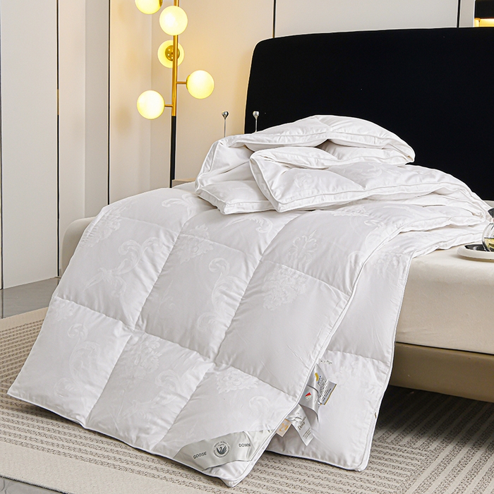91家纺网 家纺一手货源 找家纺 （总）棠婷  2025年新款全棉80s贡缎50白鸭绒90白鹅绒被鸭绒被双层大提花羽绒被子