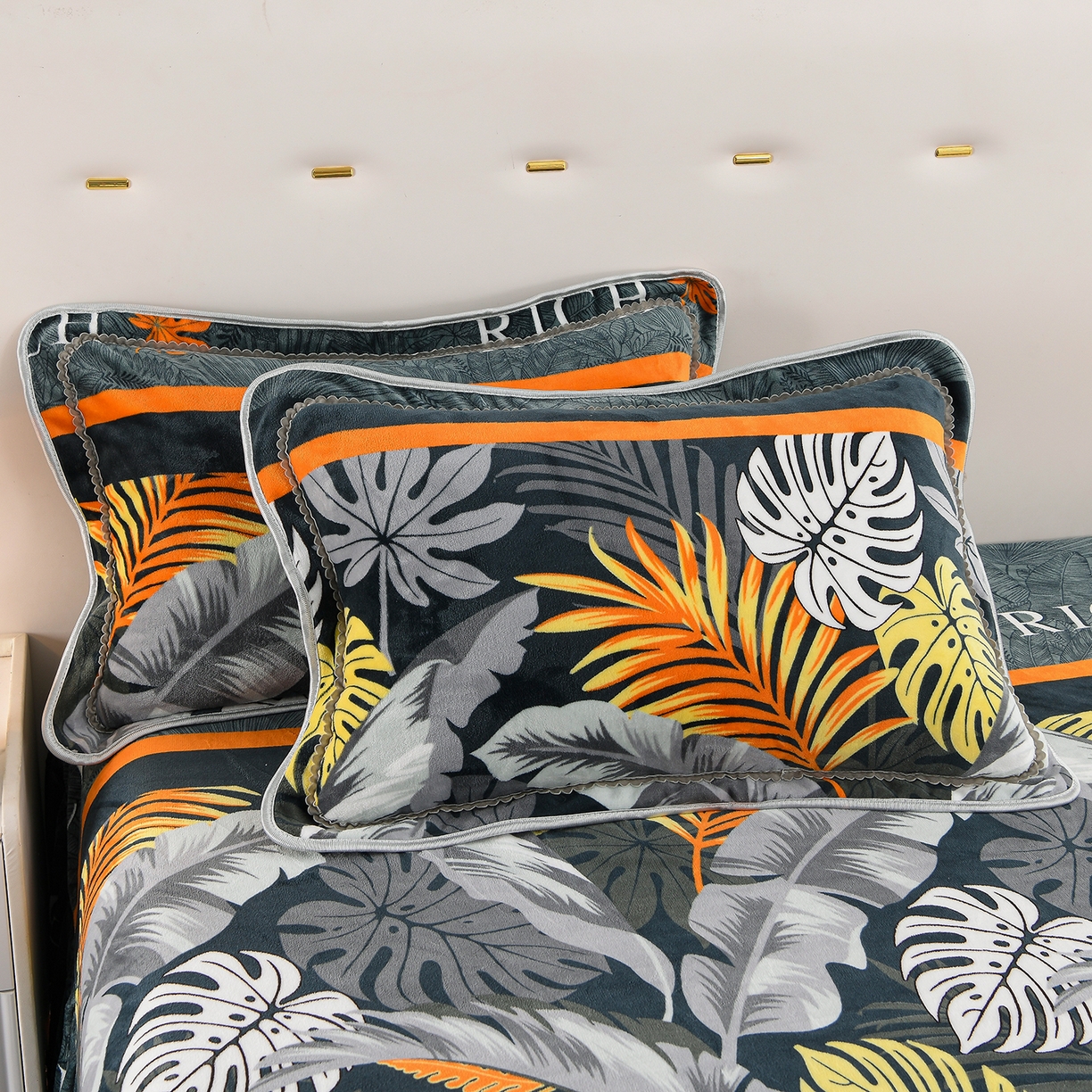 91家纺网 家纺一手货源 找家纺 贝诗梦 2025新款牛奶绒金貂绒法莱绒单被套 长安富贵