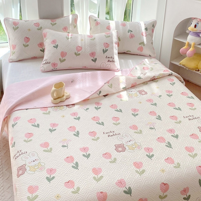 91家纺网 家纺一手货源 找家纺 羽爱家纺 2025新款A类双面印花全棉水洗床盖套件-三件套 小幸运-