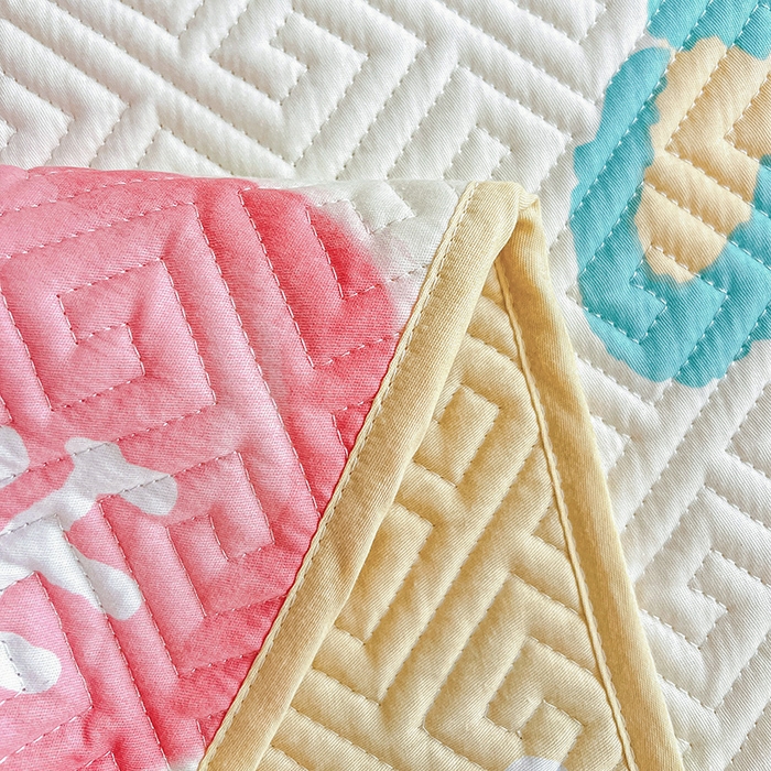 91家纺网 家纺一手货源 找家纺 羽爱家纺 2025新款A类双面印花全棉水洗床盖套件-三件套 心情-