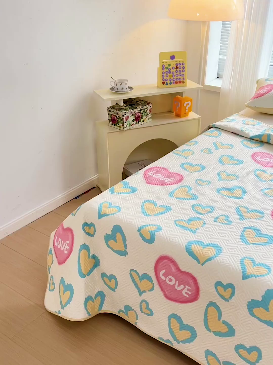 91家纺网 家纺一手货源 找家纺 羽爱家纺 2025新款A类双面印花全棉水洗床盖套件-三件套 心情-