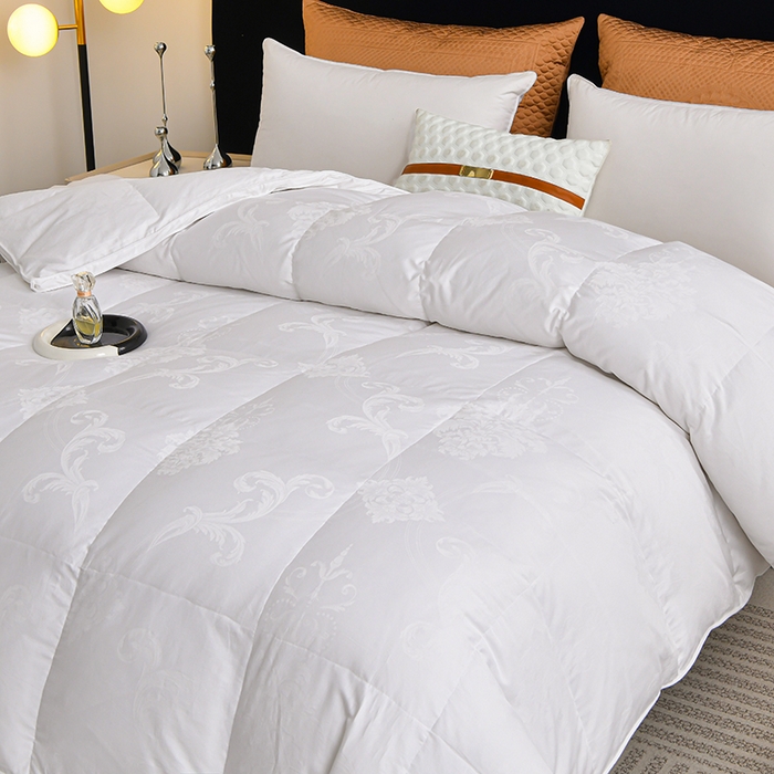 91家纺网 家纺一手货源 找家纺 棠婷  2025年新款全棉80s贡缎50白鸭绒90白鹅绒被鸭绒被双层大提花羽绒被子 白色