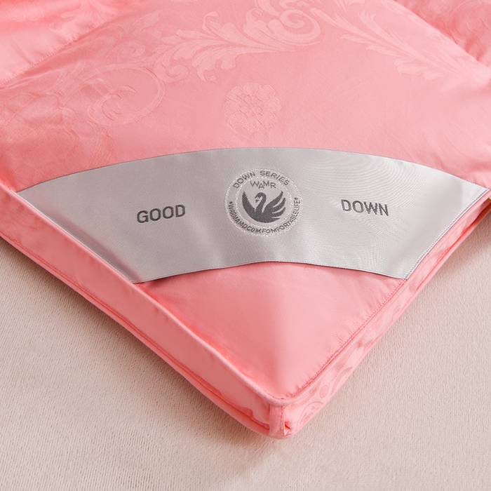 91家纺网 家纺一手货源 找家纺 棠婷  2025年新款全棉80s贡缎50白鸭绒90白鹅绒被鸭绒被双层大提花羽绒被子 粉色