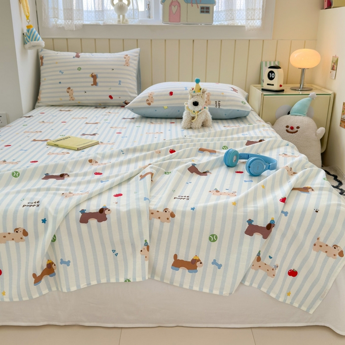 91家纺网 家纺一手货源 找家纺 曼之夏 2025新款全棉纯棉40支学生季卡通印花床单单床单床单单件 椰蓝小腊肠