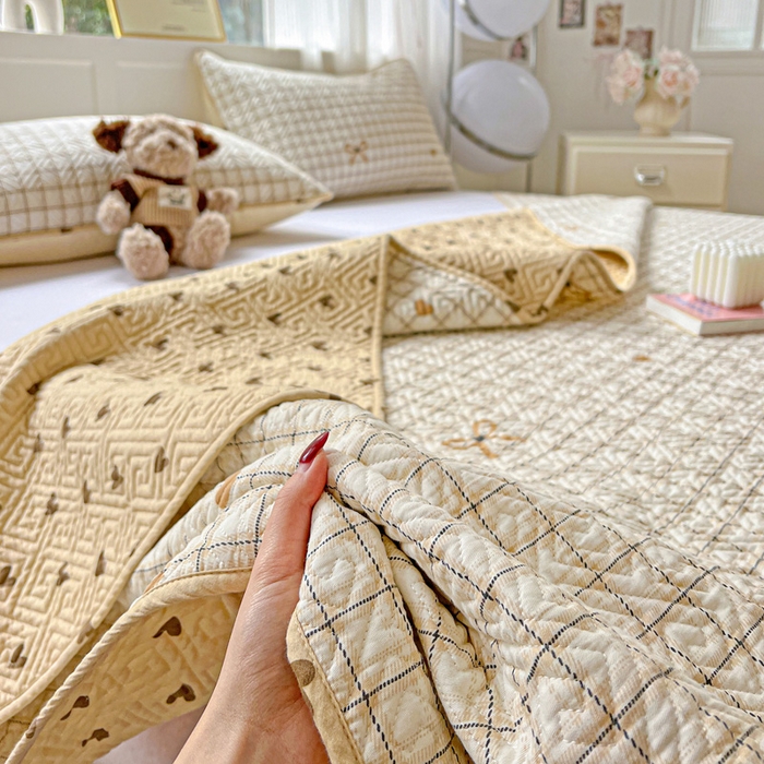 91家纺网 家纺一手货源 找家纺 羽爱家纺 2025新款A类双面印花全棉水洗床盖套件-三件套 极简主义