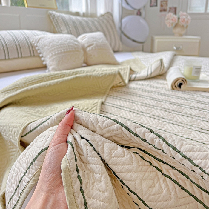 91家纺网 家纺一手货源 找家纺 羽爱家纺 2025新款A类双面印花全棉水洗床盖套件-三件套 漫时光