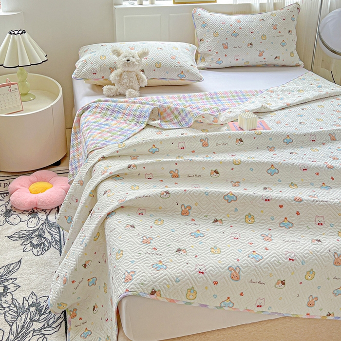 91家纺网 家纺一手货源 找家纺 羽爱家纺 2025新款A类双面印花全棉水洗床盖套件-三件套 萌宠国度