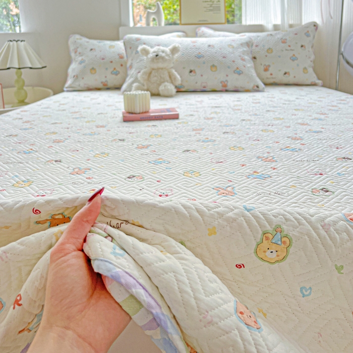 91家纺网 家纺一手货源 找家纺 羽爱家纺 2025新款A类双面印花全棉水洗床盖套件-三件套 萌宠国度