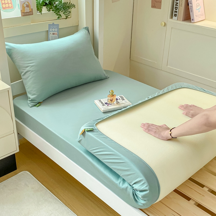 91家纺网 家纺一手货源 找家纺 凡客家居 2025新款全棉学生床笠三件套 氧气蓝