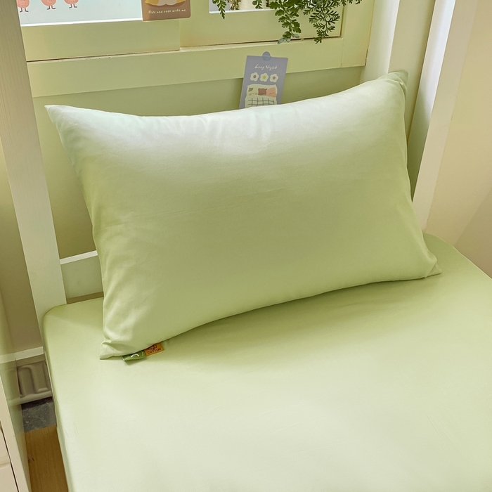 91家纺网 家纺一手货源 找家纺 凡客家居 2025新款全棉学生床笠三件套 嫩牙绿