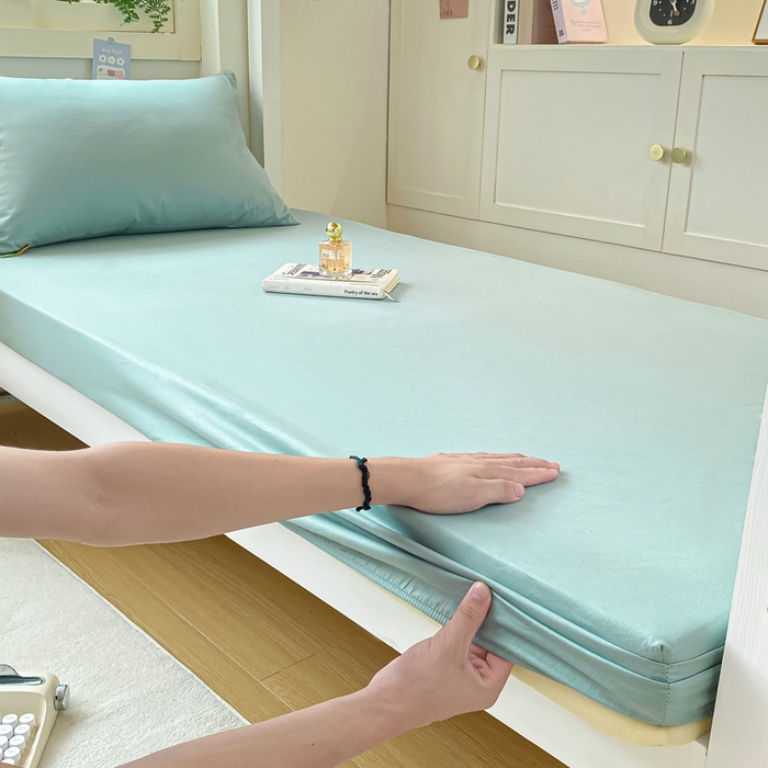 91家纺网 家纺一手货源 找家纺 凡客家居 2025新款全棉学生床笠三件套 氧气蓝